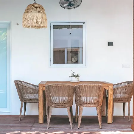 Sun & Moon Villa