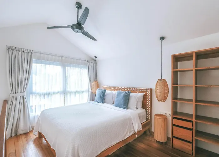 2br Sun&moon Pool Villa, Walk To Cafes, Near